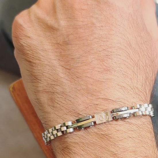 Premium silver and gunmetal grey anchor bracelet, product video, Overpowered Accessories