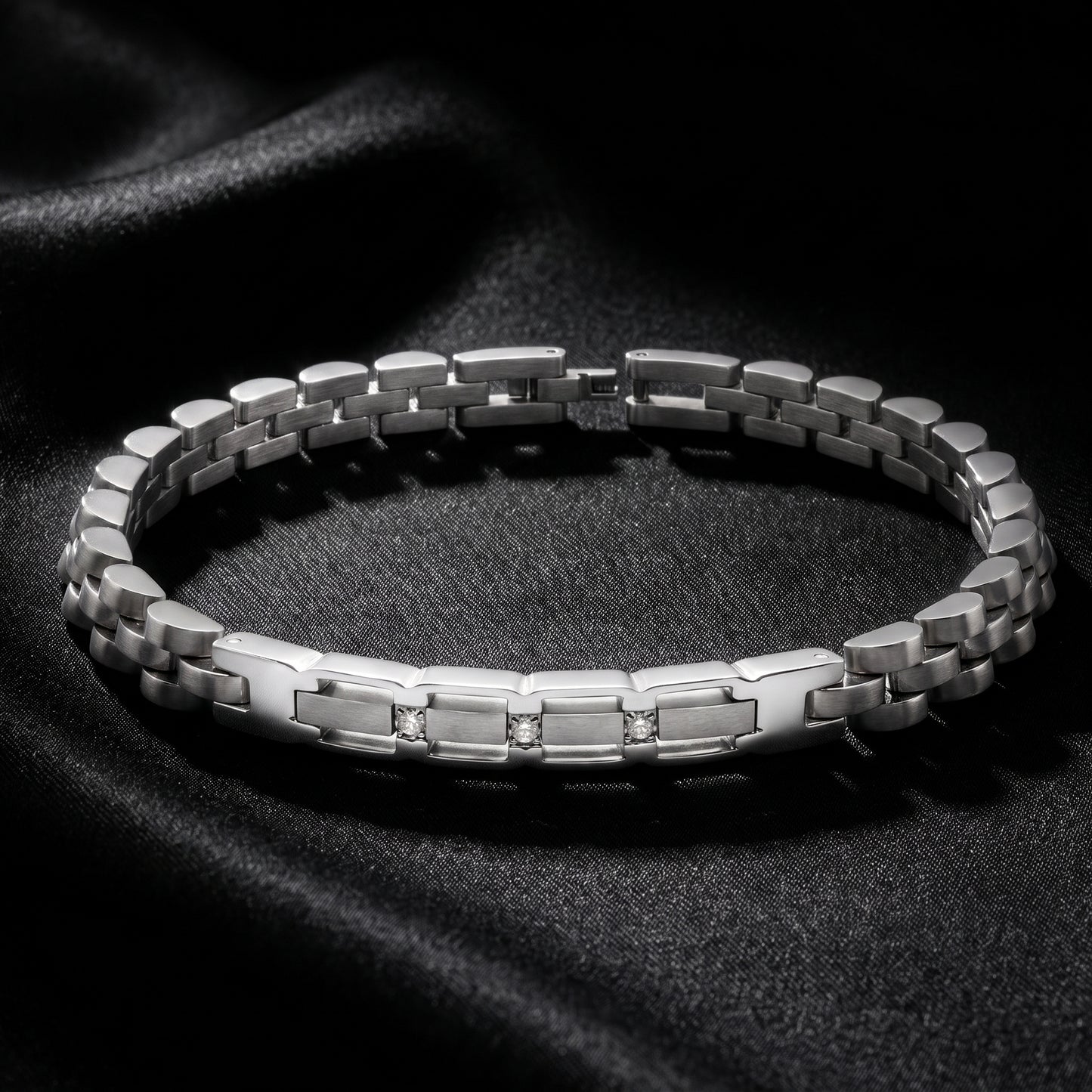 Silver stainless steel link bracelet with three micro zircon settings