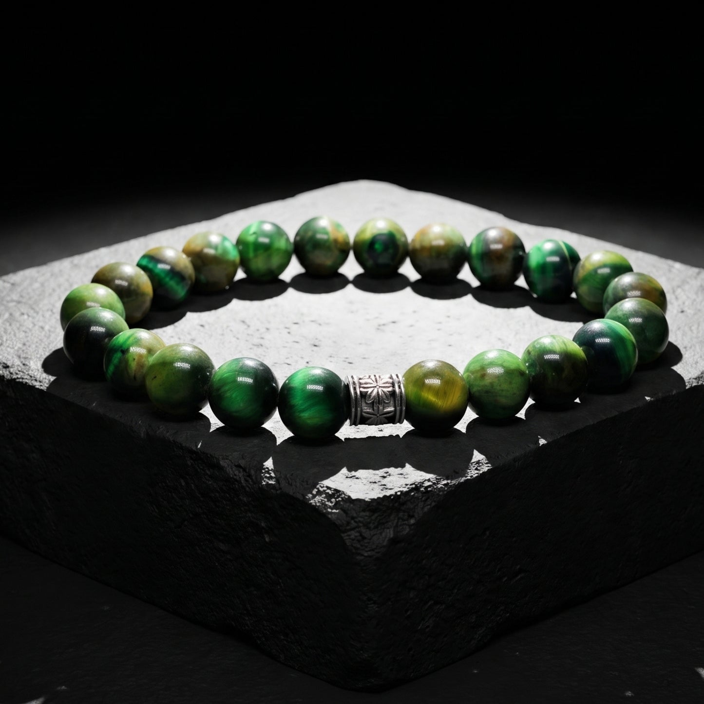 Men's green tiger eye bead bracelet with silver-toned center clasp